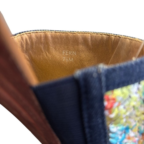 Tahari Sandal 7.5 M - Picture 10 of 11